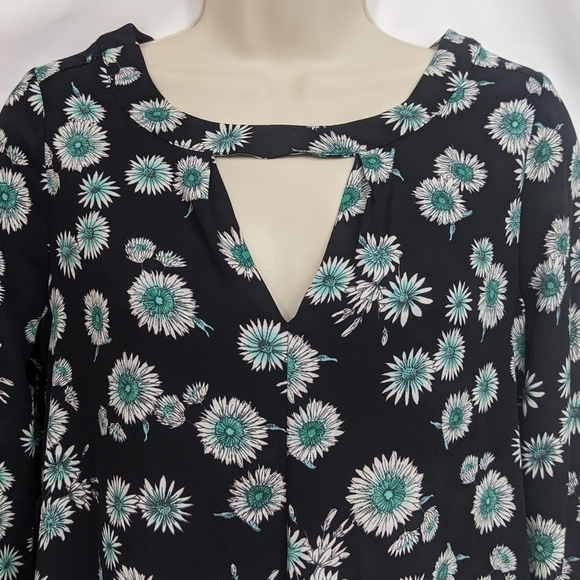 Express Band Collar Keyhole Daisy Dress Sz XS - Picture 3 of 10